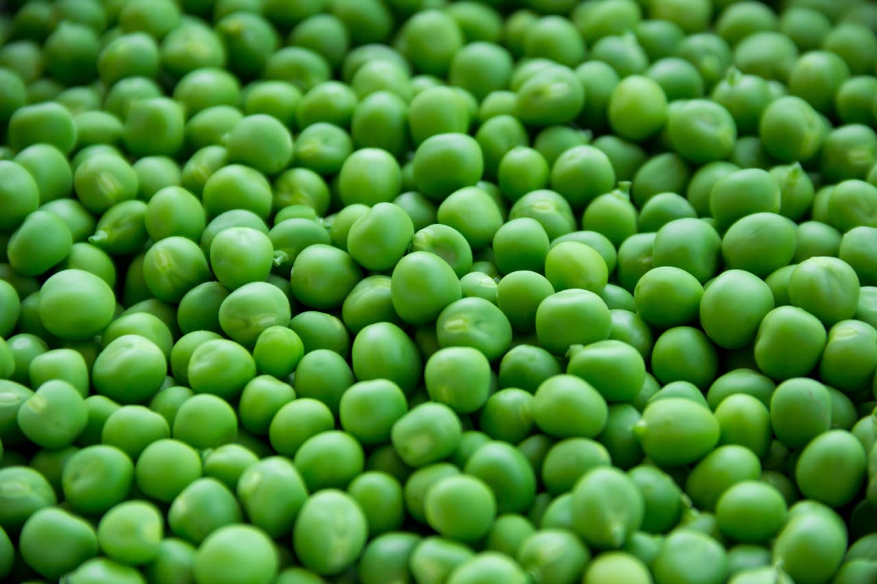Close-up of peas